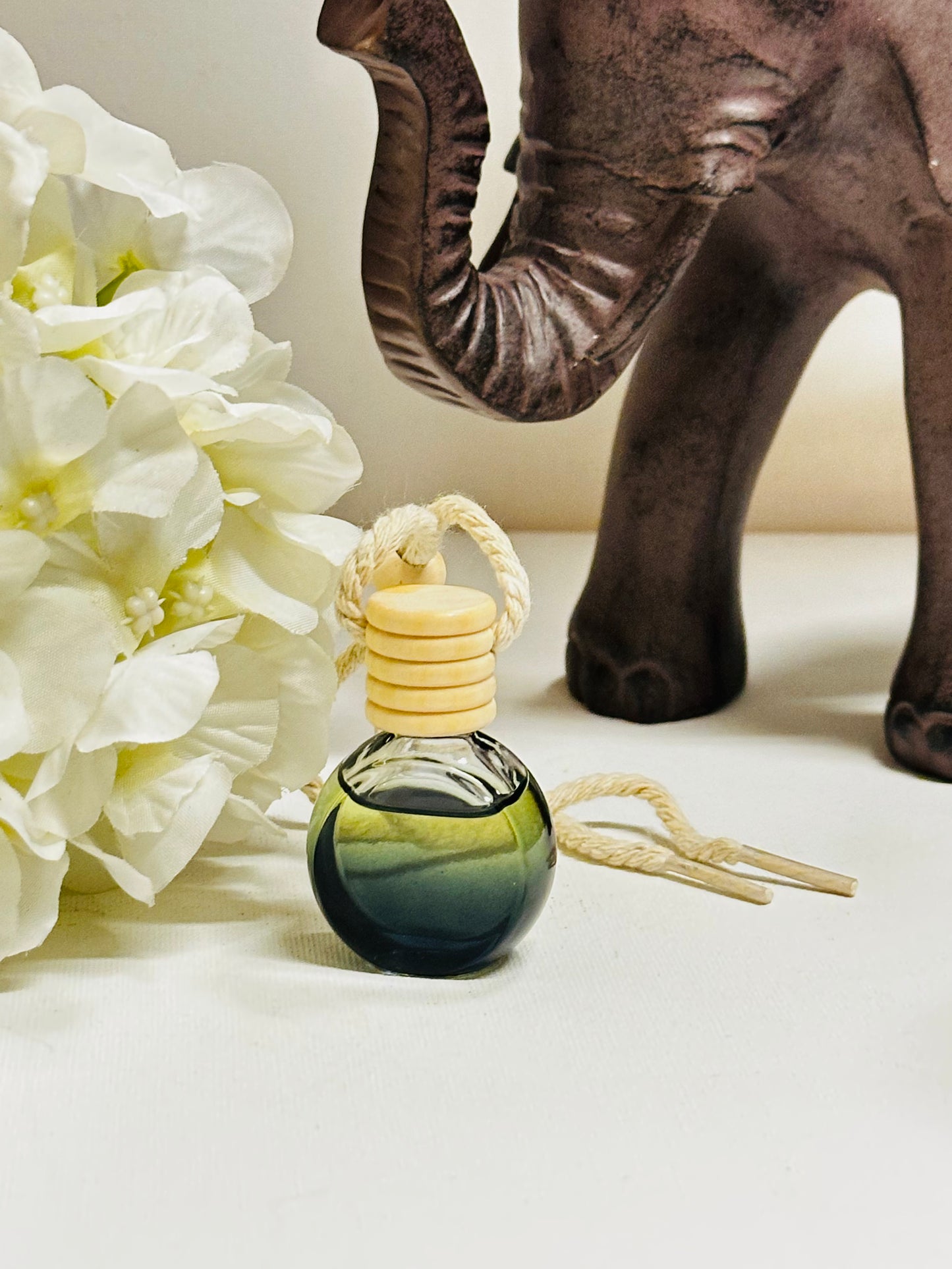 White petal cashmere car freshener