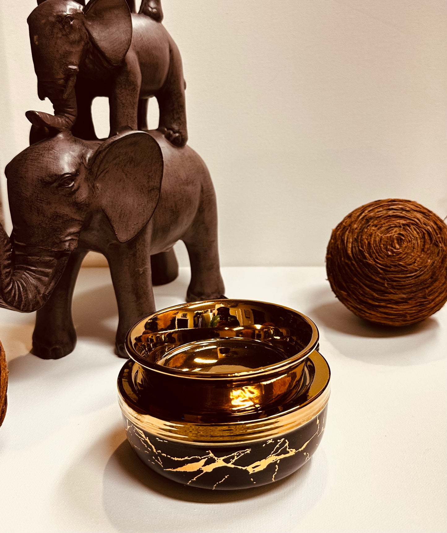 Black and gold Ceramic wax warmer 3n1