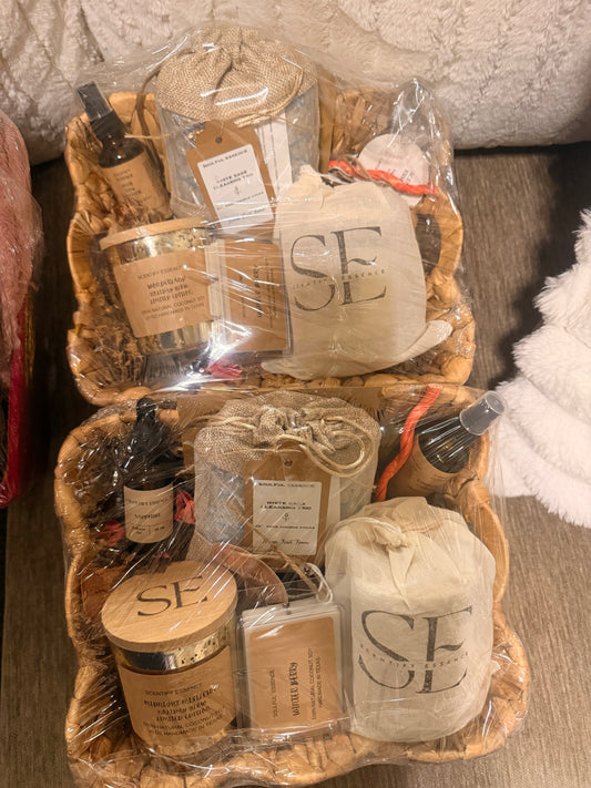 Soulful Essence Holiday Gift Baskets | Medium size products and basket style varies 